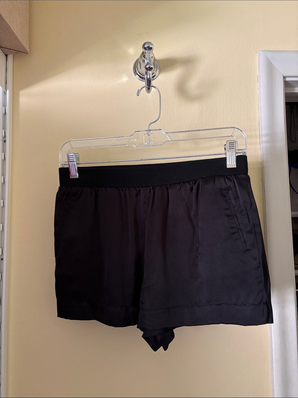ATM Anthony Thomas Melillo Black Silk Elastic Waist Shorts
